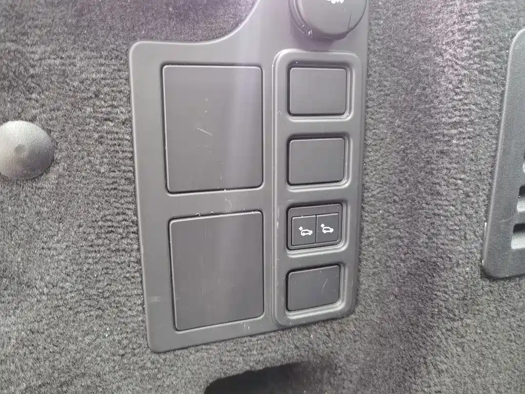 Land Rover Discovery — миниатюра 18