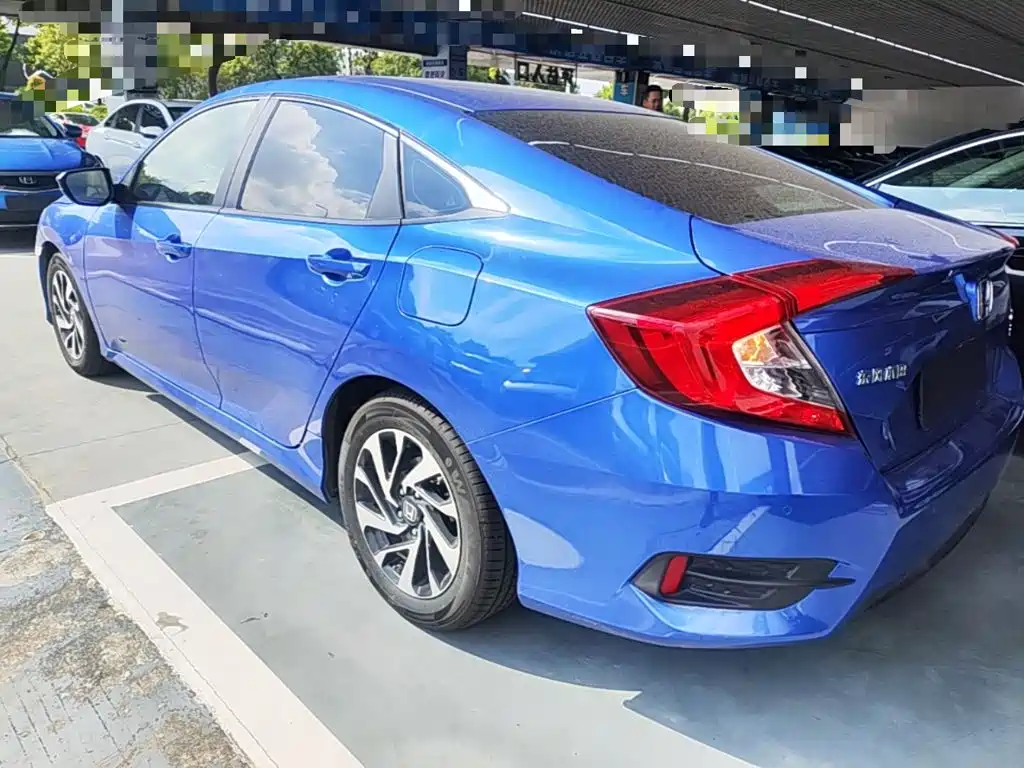 Honda Civic — миниатюра 5
