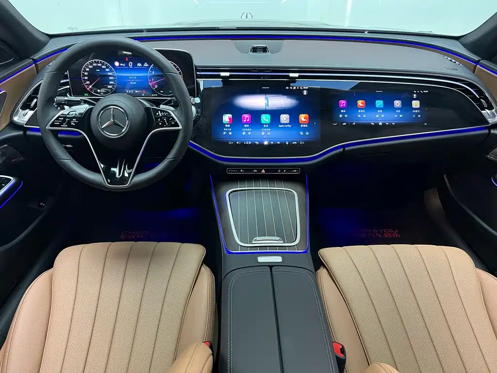 Mercedes-Benz E-Class — миниатюра 12
