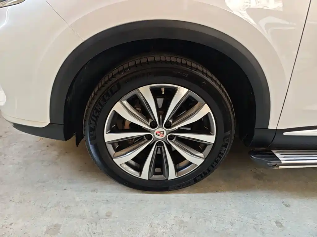 Roewe RX5 MAX — миниатюра 23