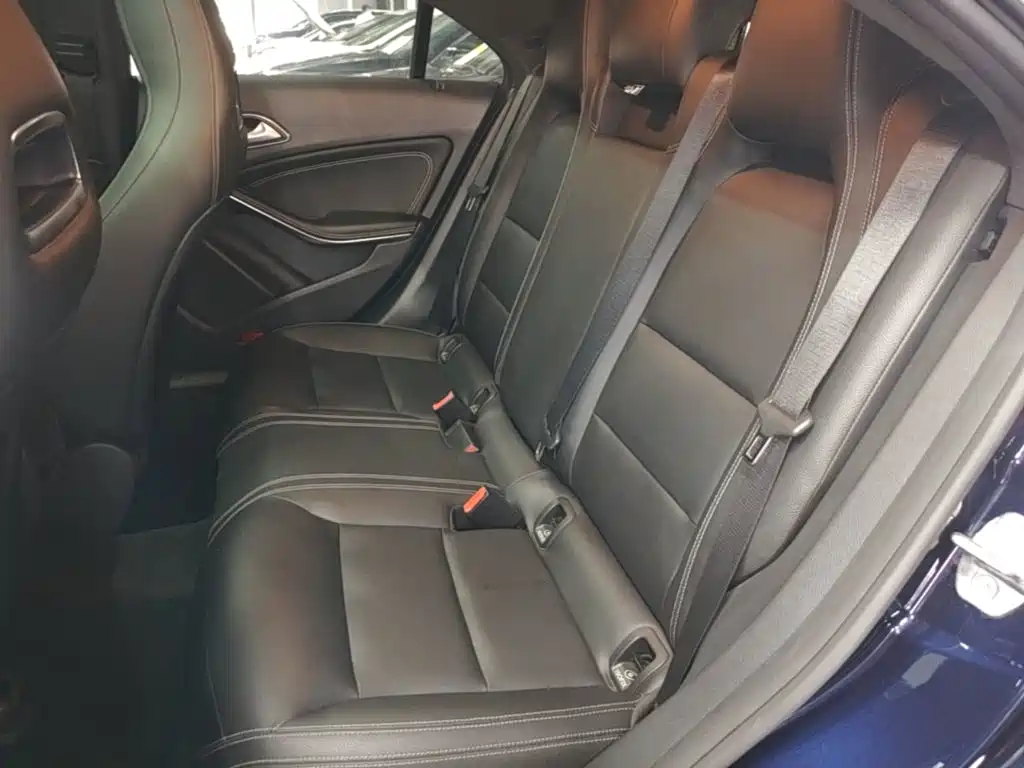 Mercedes-Benz CLA (Import) — миниатюра 17