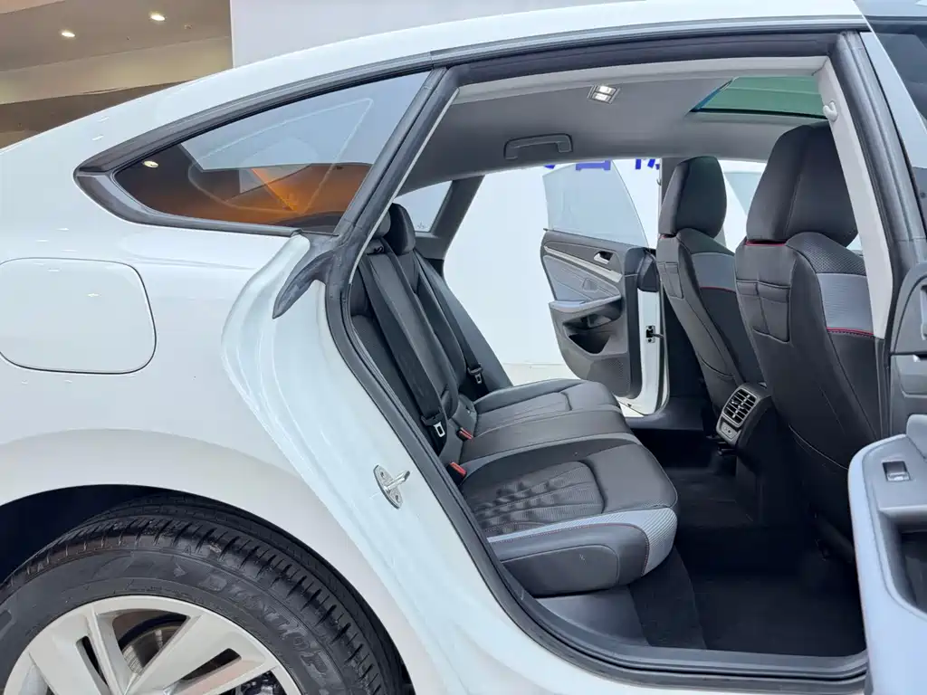Volkswagen Lamando — миниатюра 18