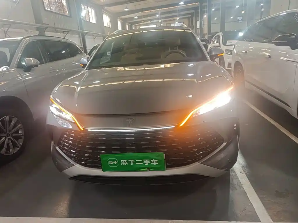 BYD L DM-i — миниатюра 3