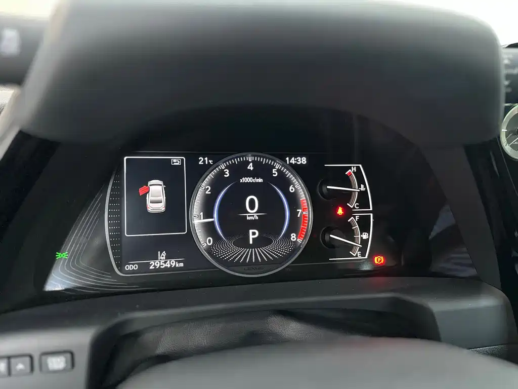 Lexus ES — миниатюра 9
