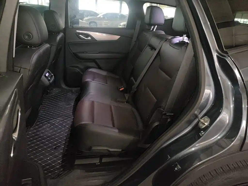 Chevrolet Blazer — миниатюра 17