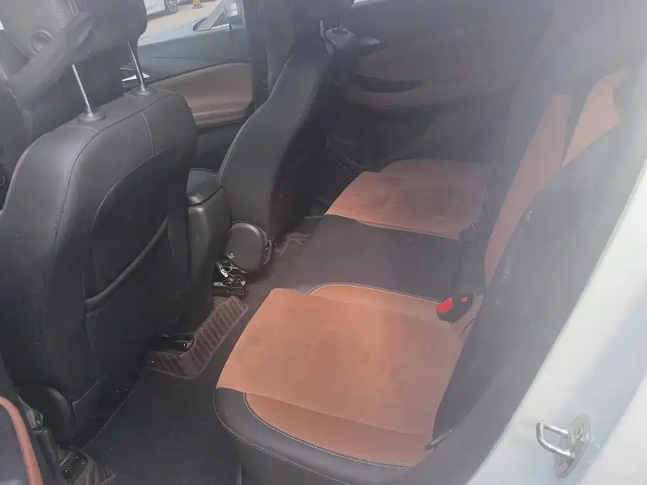 Buick Encore GX — миниатюра 11