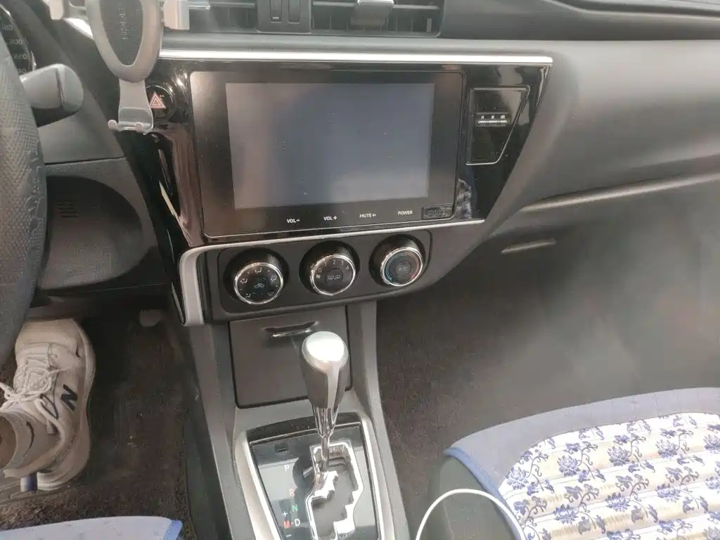 Toyota Corolla — миниатюра 6