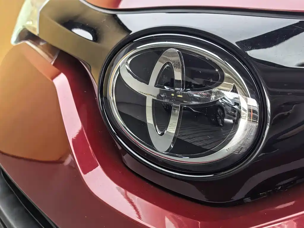 Toyota IZOA — миниатюра 18