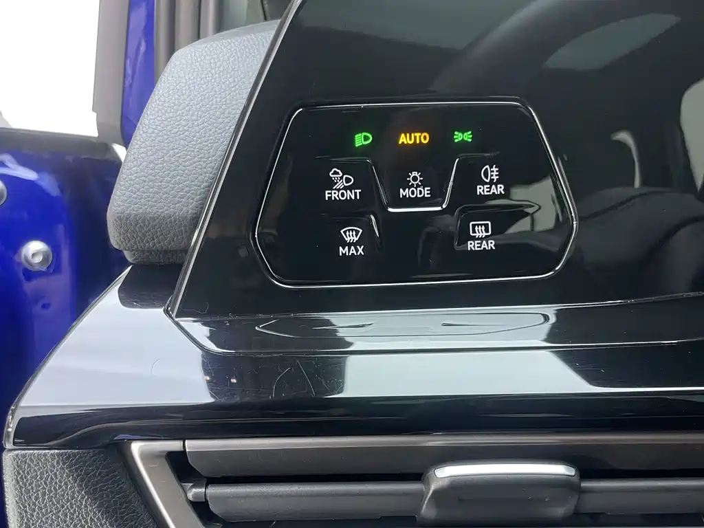 Volkswagen Golf — миниатюра 15