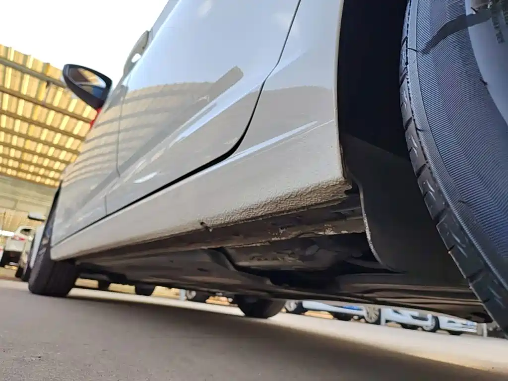 Volkswagen Sagitar — миниатюра 21