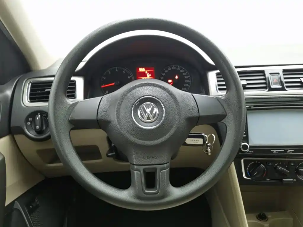 Volkswagen Santana — миниатюра 11