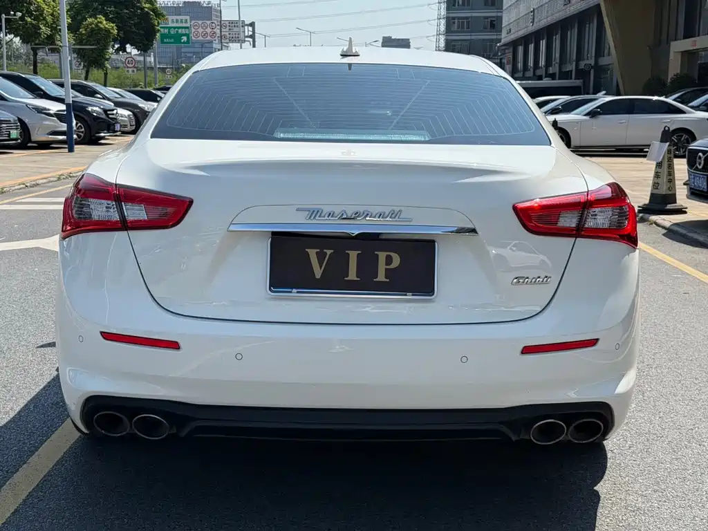 Maserati Ghibli — миниатюра 8
