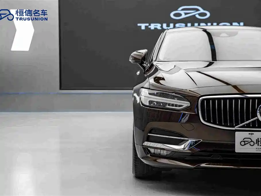 Volvo S90 — миниатюра 8