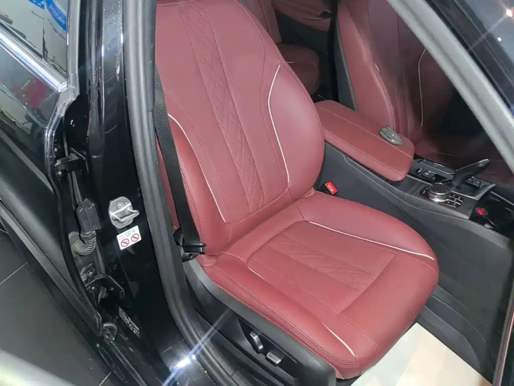 BMW 5 Series — миниатюра 25