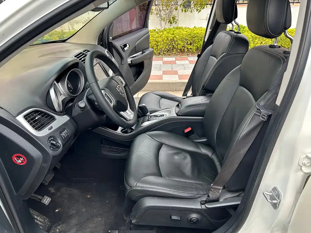 Dodge Journey 2013 2.4L