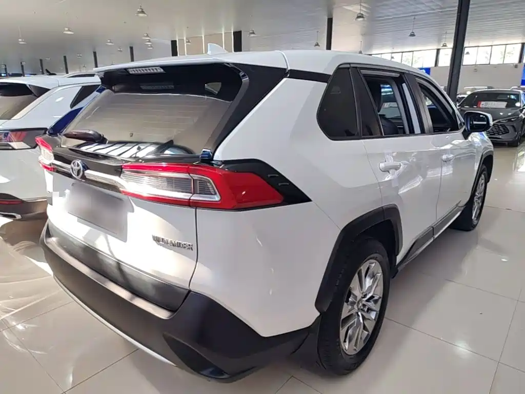 Toyota Wildlander — миниатюра 7