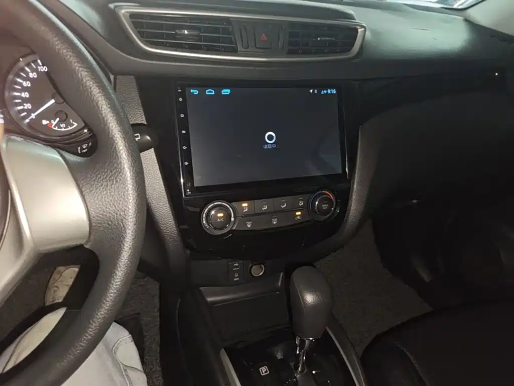 Nissan Qashqai — миниатюра 13