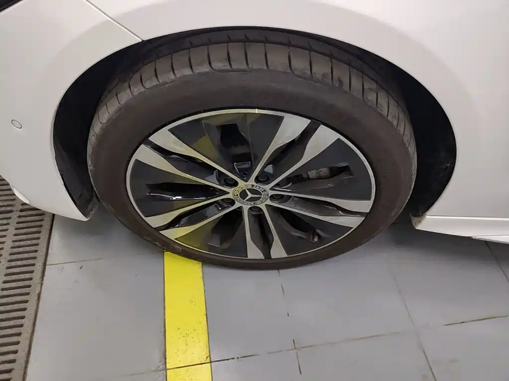 Mercedes-Benz C-Class New Energy — миниатюра 23