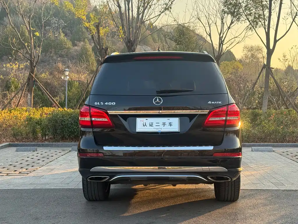 MERCEDES-BENZ GLS