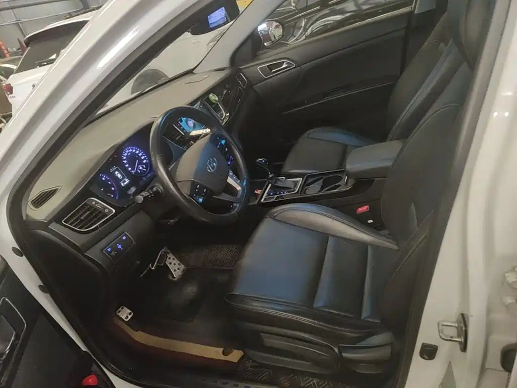 Hyundai Mistra — миниатюра 15
