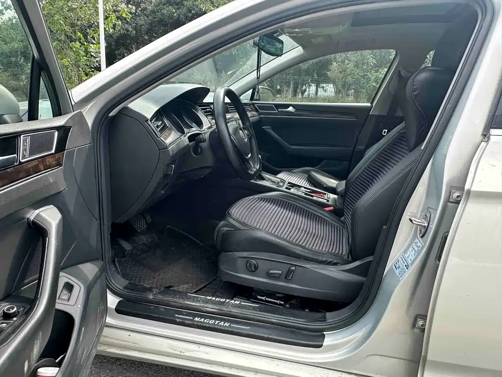 Volkswagen Magotan — миниатюра 4
