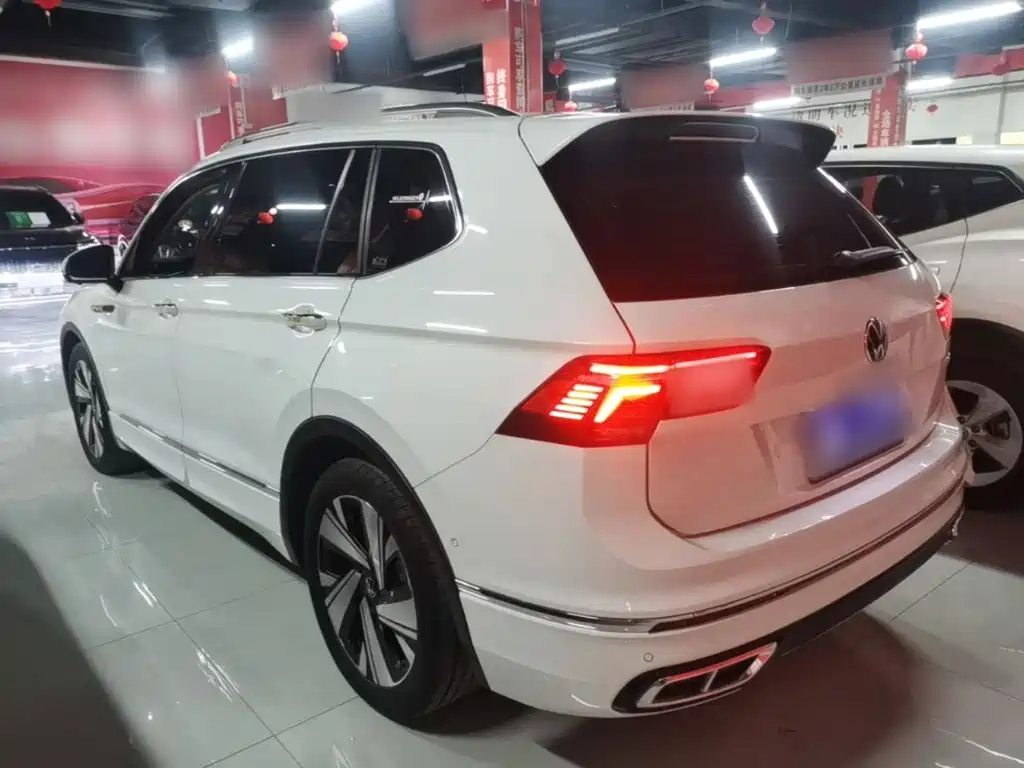 Volkswagen Tiguan L — миниатюра 5