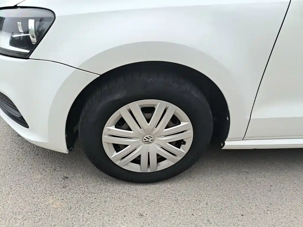 Volkswagen Polo — миниатюра 23