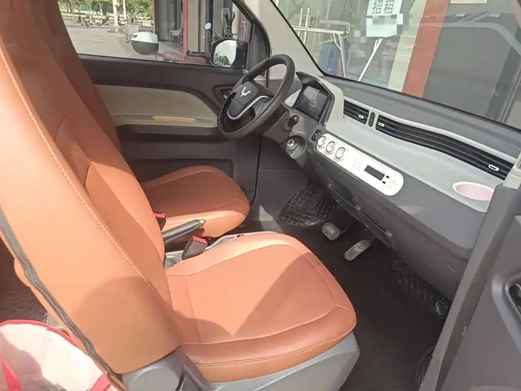 Wuling MINIEV — миниатюра 25