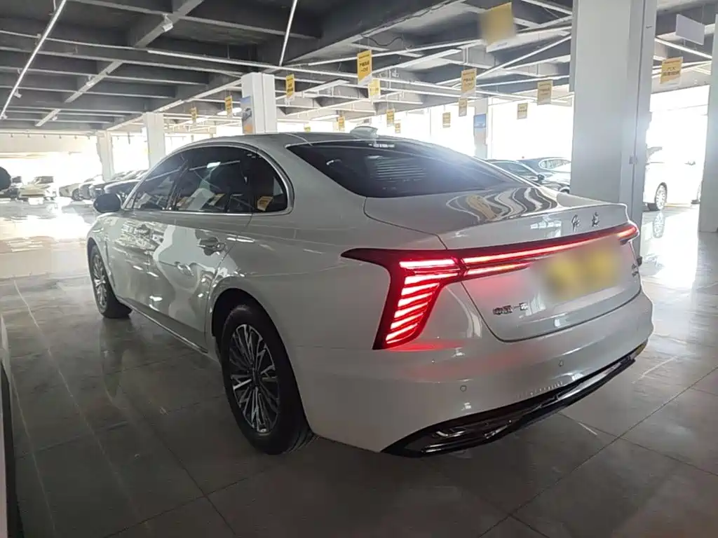 Hongqi Hongqi H5 — миниатюра 5