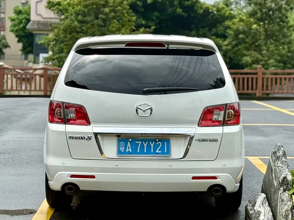 Mazda 8 — миниатюра 7