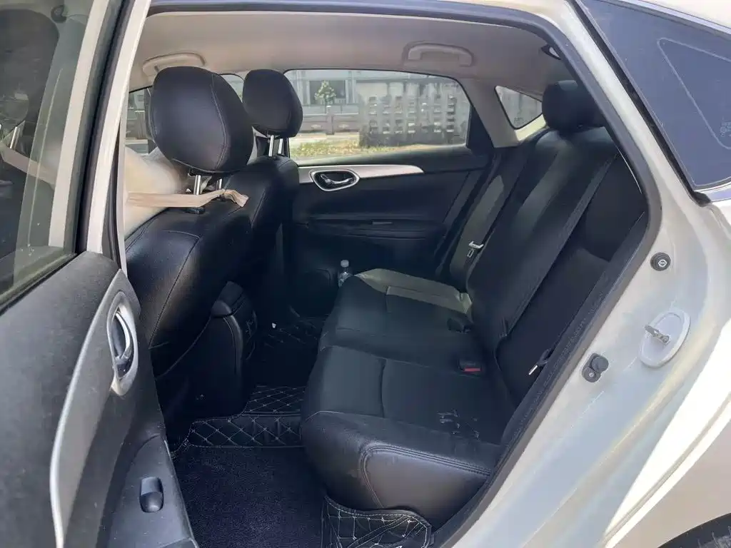 Nissan Sylphy — миниатюра 6