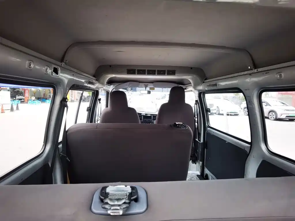 Wuling Zhiguang — миниатюра 12