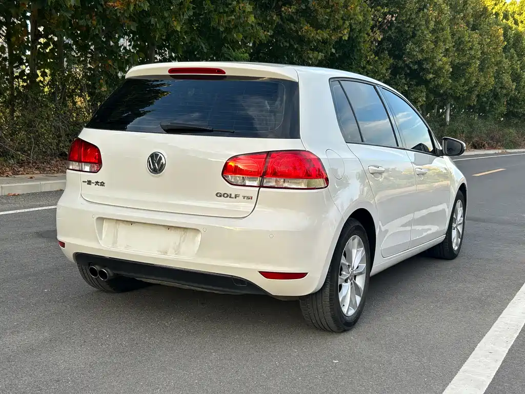 Volkswagen Golf — миниатюра 14