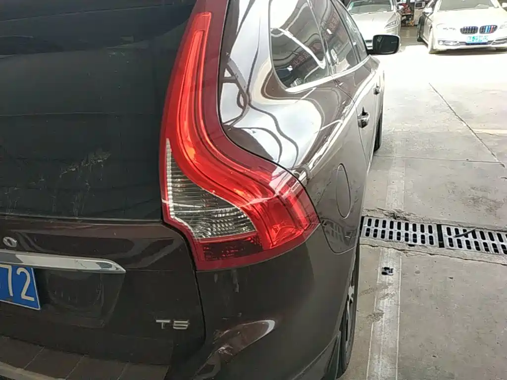 Volvo XC60 (Import) — миниатюра 8