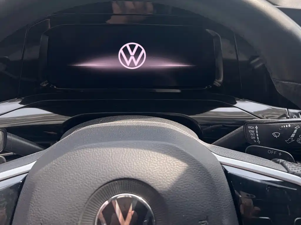 Volkswagen Golf — миниатюра 12