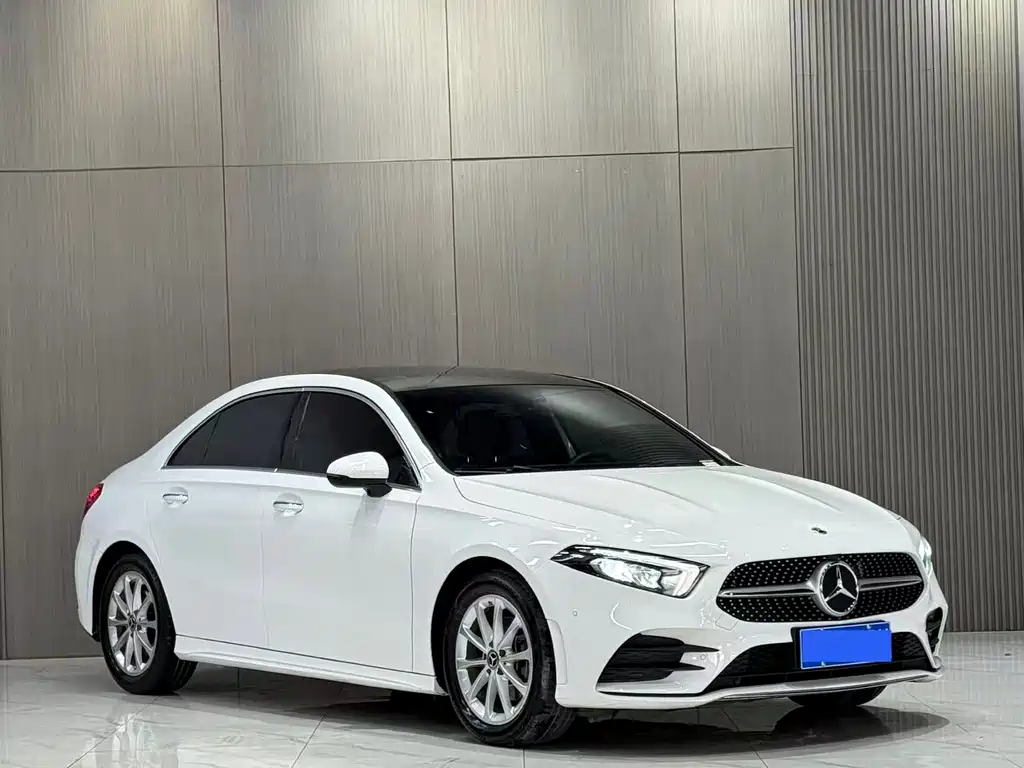 Mercedes-Benz A-Class — миниатюра 3
