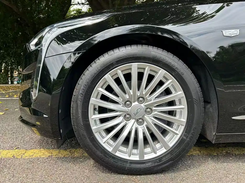 Cadillac CT6 — миниатюра 11