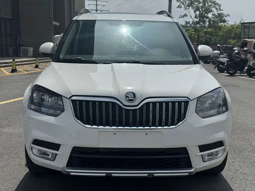 Skoda Yeti TSI280 DSG Forward Edition, фото 3