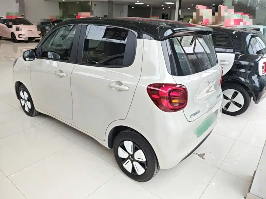 Wuling MINIEV — миниатюра 5