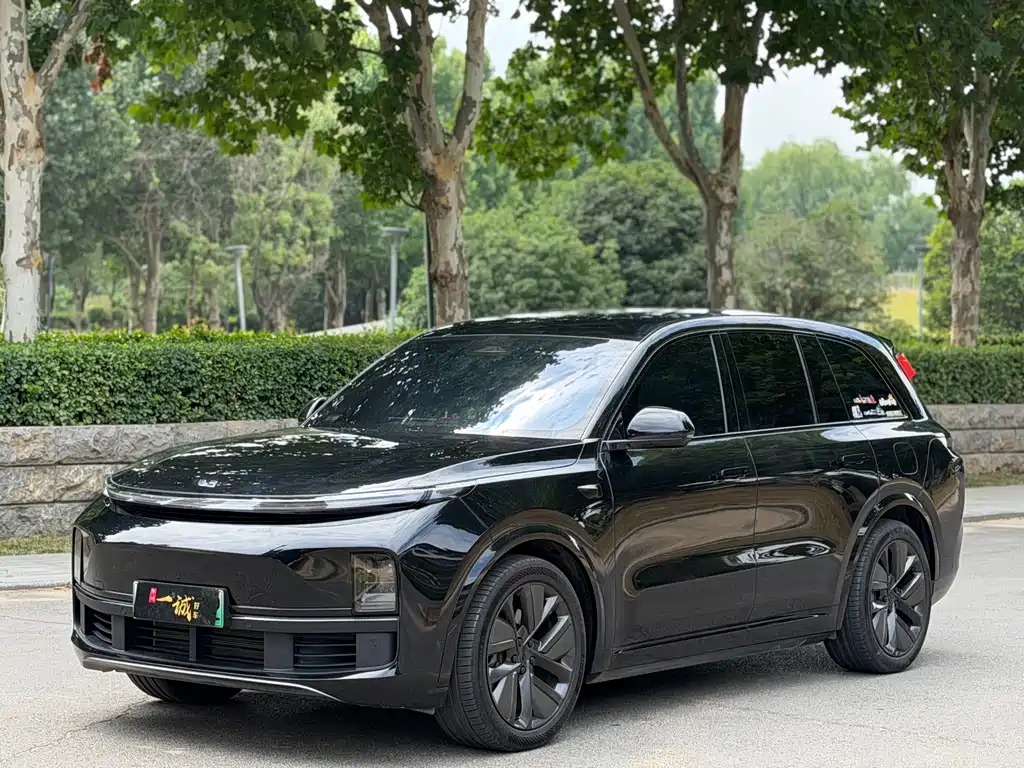 Li Auto L8