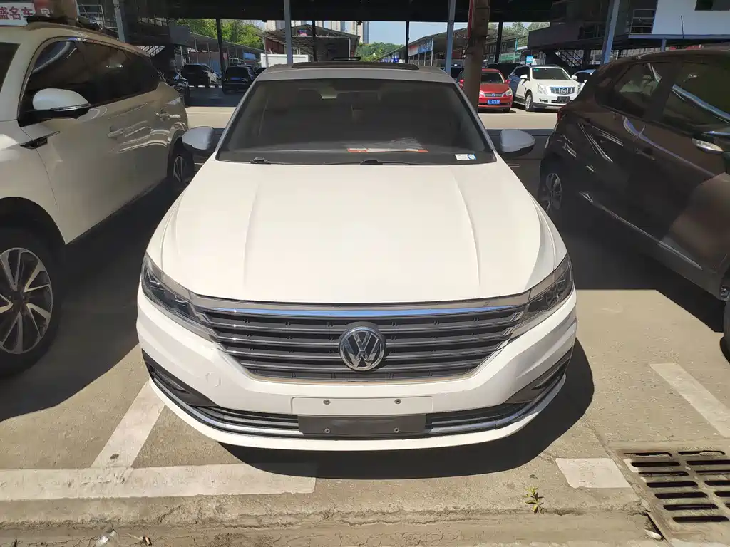 Volkswagen Lavida — миниатюра 2