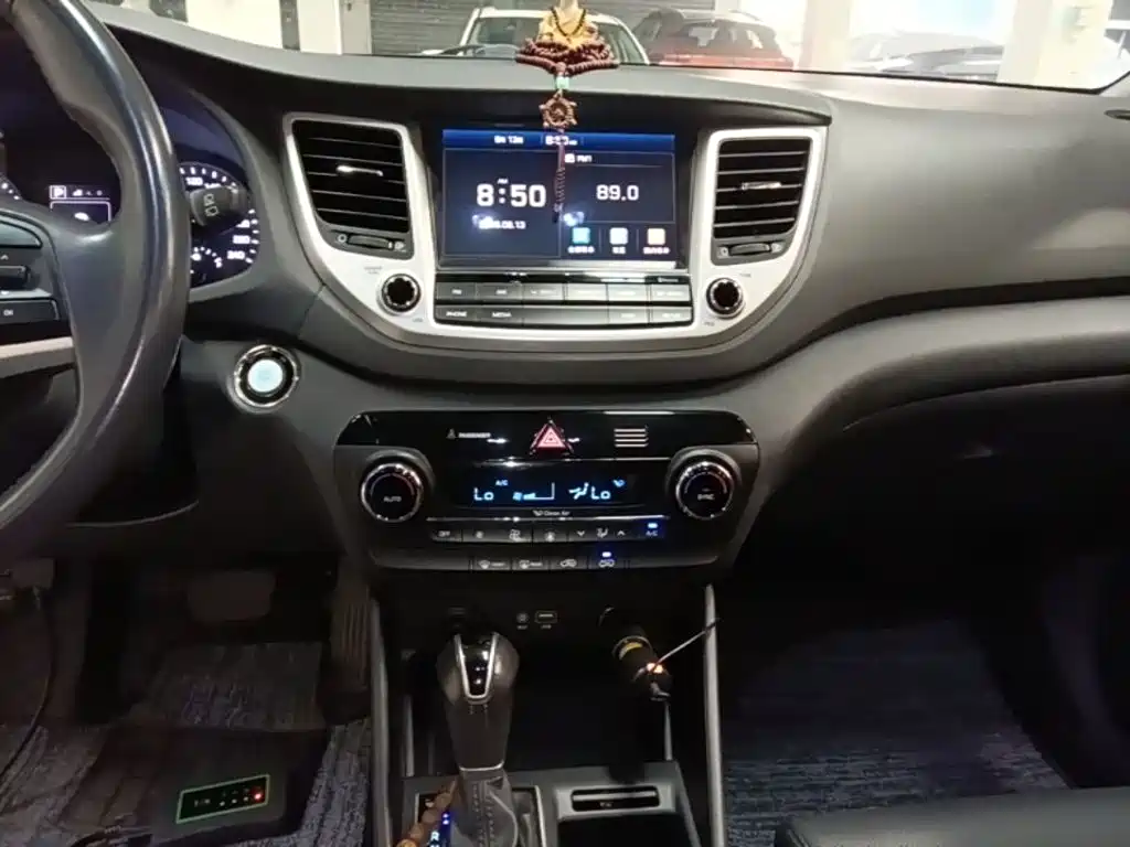 Hyundai Tucson — миниатюра 13