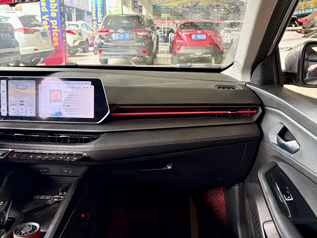 Geely Binrui — миниатюра 9