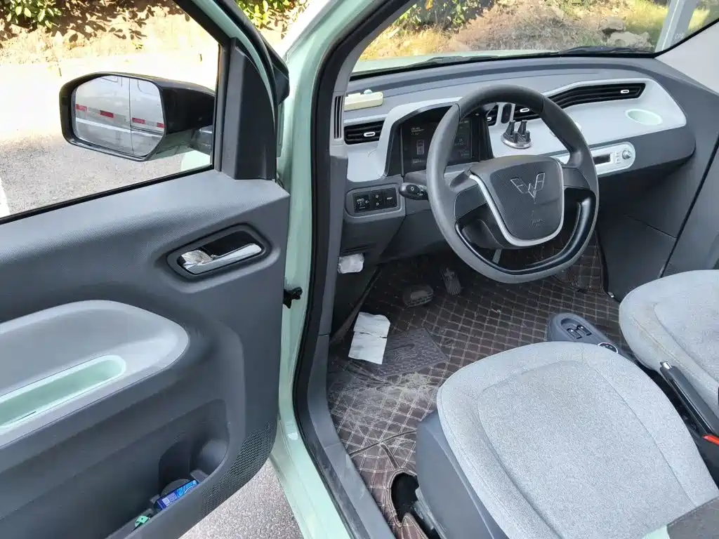 Wuling MINIEV — миниатюра 17