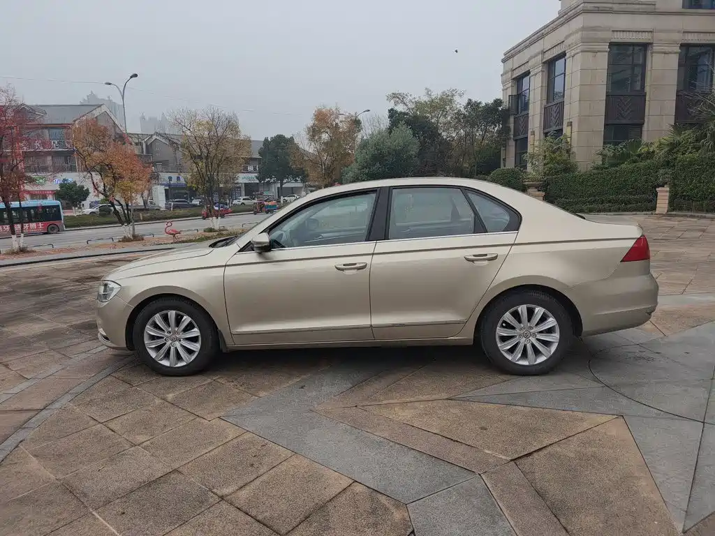 Volkswagen Bora — миниатюра 5
