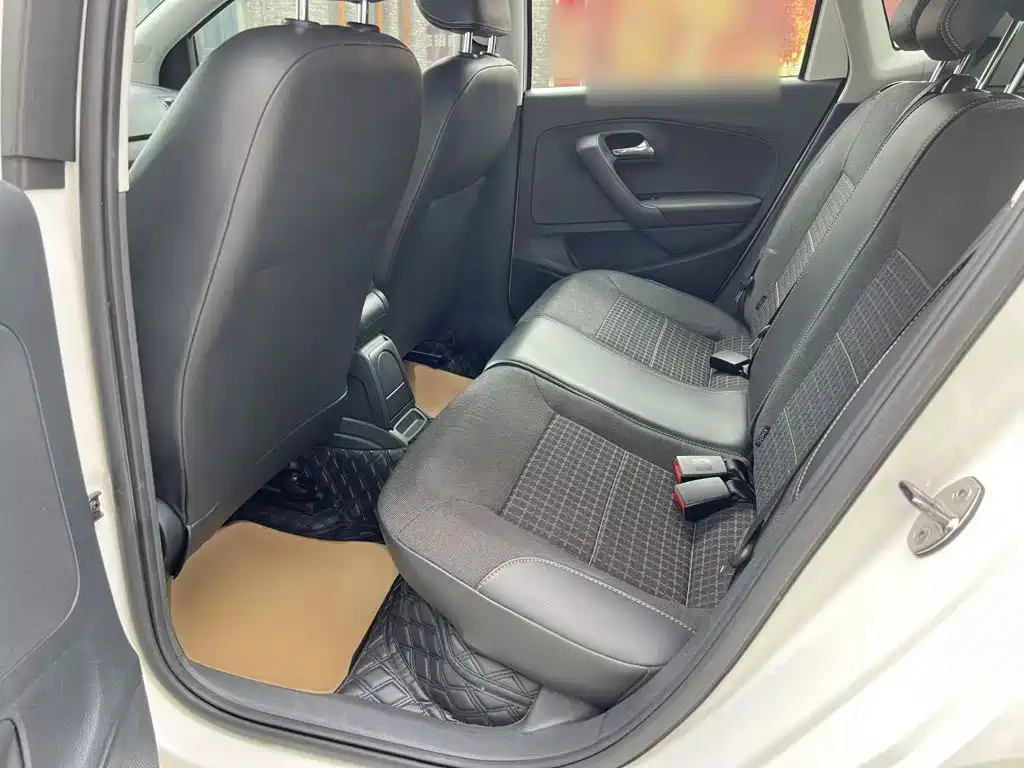 Volkswagen Polo — миниатюра 17