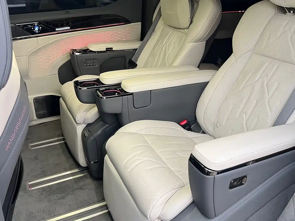 ZEEKR EXTREME KRYPTON 009