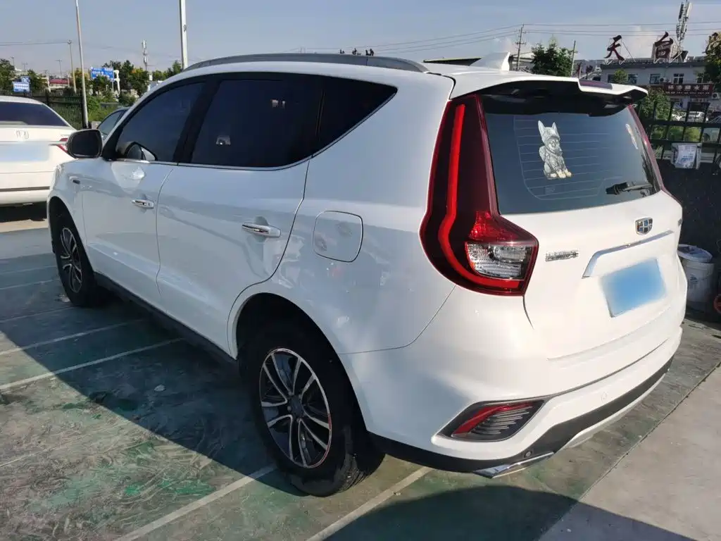 Geely Vision X6 — миниатюра 12
