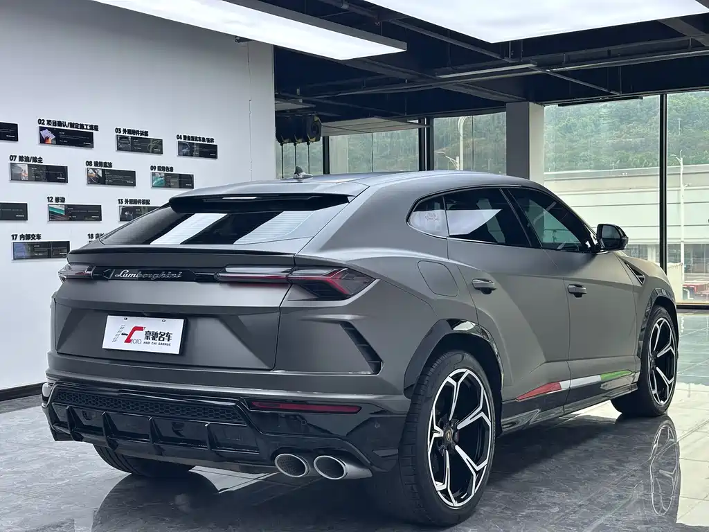 Lamborghini Urus — миниатюра 4