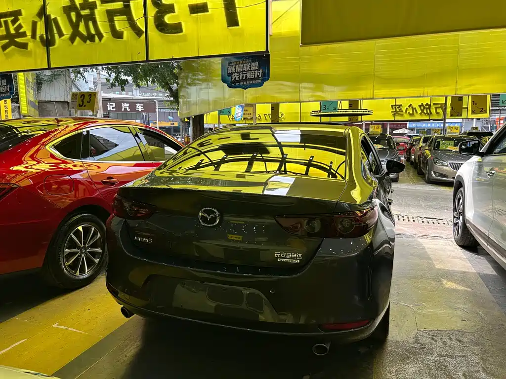 Mazda 3 Axela — миниатюра 4